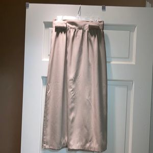 Women’s neutral beige skirt. Lanzetta Sport.